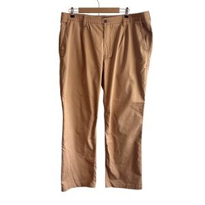 Under Armour Men’s 40 Tan Straight Leg Chino Dress Pants Active Business Preppy
